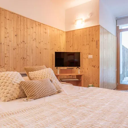 Panice Soprana - Alpine Terrace - Grandmaison Apartment *